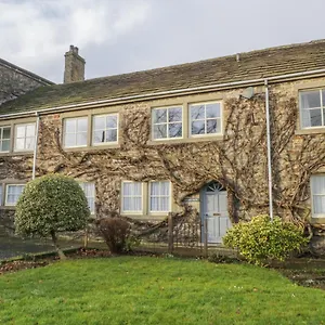https://grange-house.yorkshirehotels.net