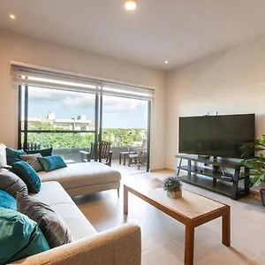https://modern-condo10minbeachwifi-200mb2-gym6-pools.quintano-roohotels.com