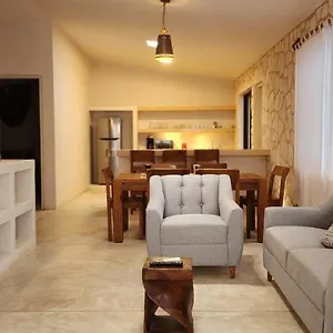 https://kin-tulum-house-downtown.quintano-roohotels.com