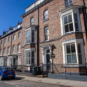 https://bootham-luxury-apartments.yorkshirehotels.net